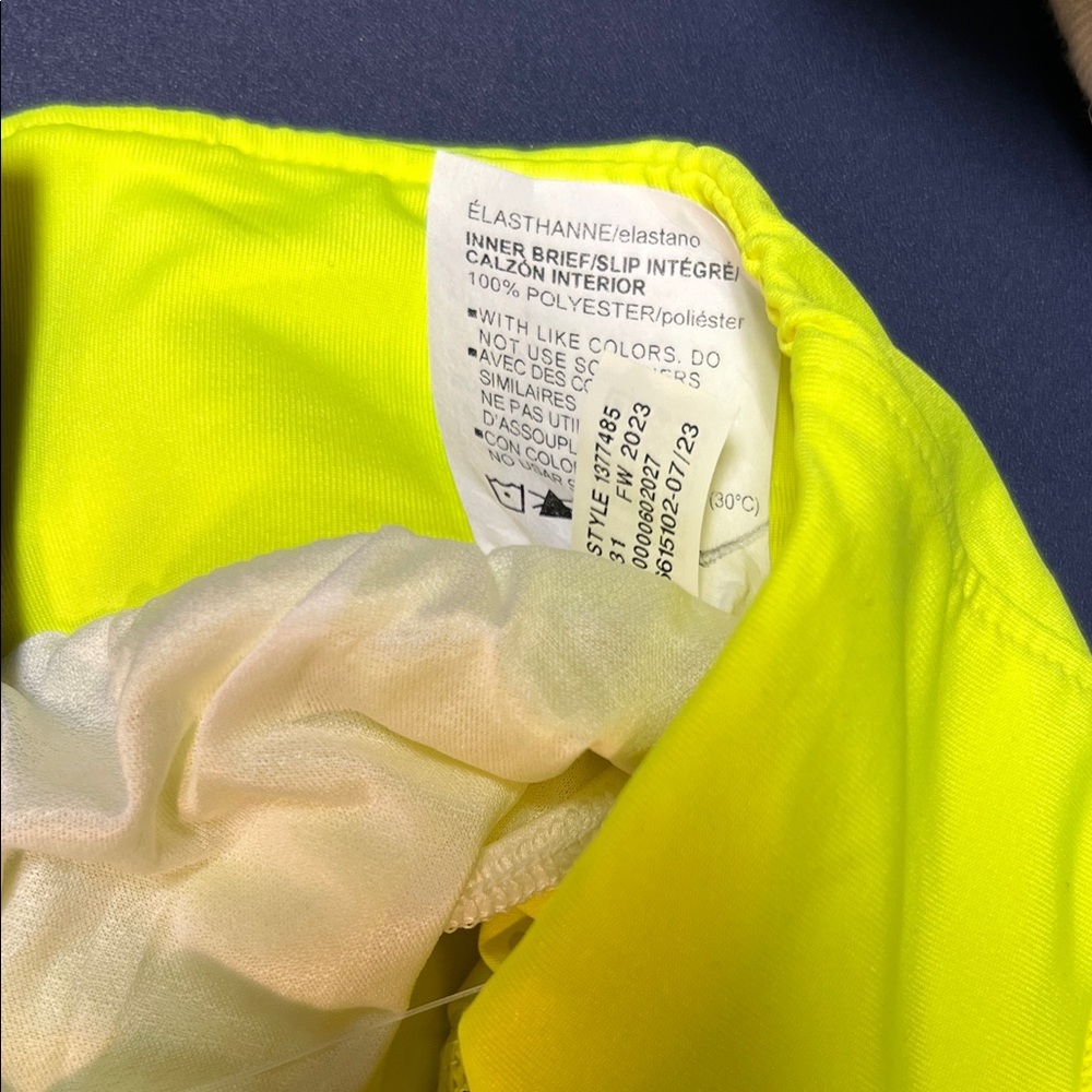 Under Armour Men’s Bright Yellow Athletic Shorts - Picture 6 of 13